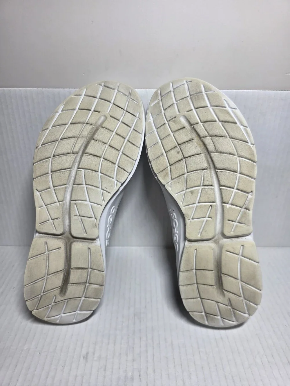 Oofos Oomg Low Women's Size 9 Slip On Shoes Maroon